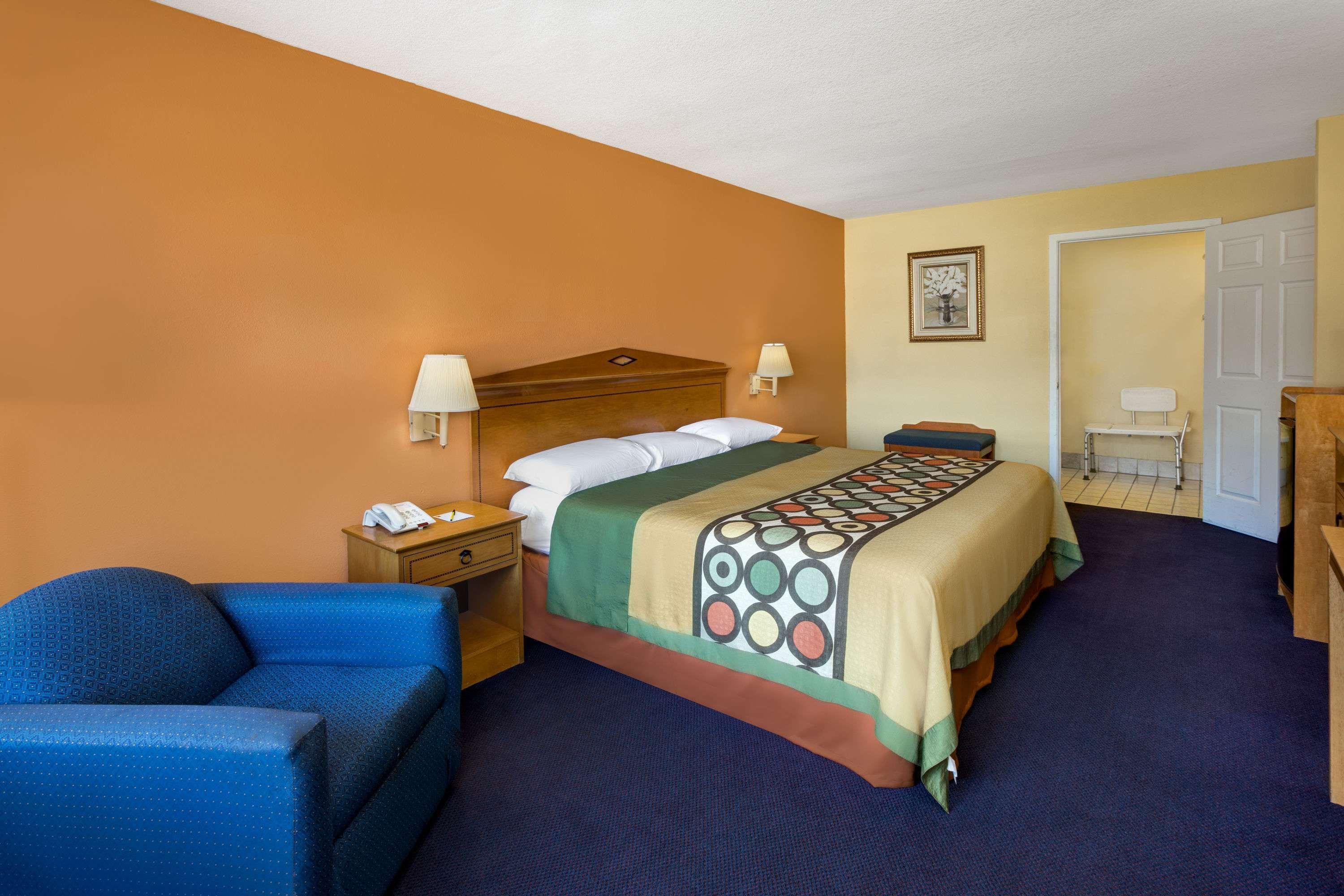 Super 8 By Wyndham Breaux Bridge Exterior foto